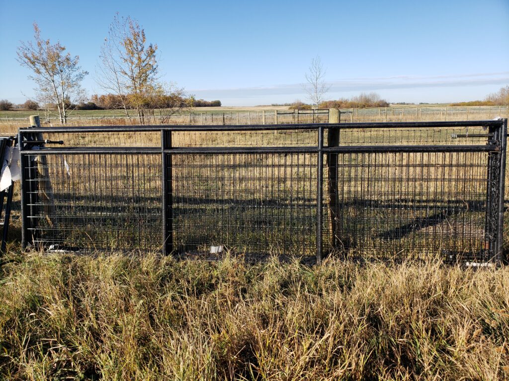 16′ Mesh Gate Rivers Edge Ranch