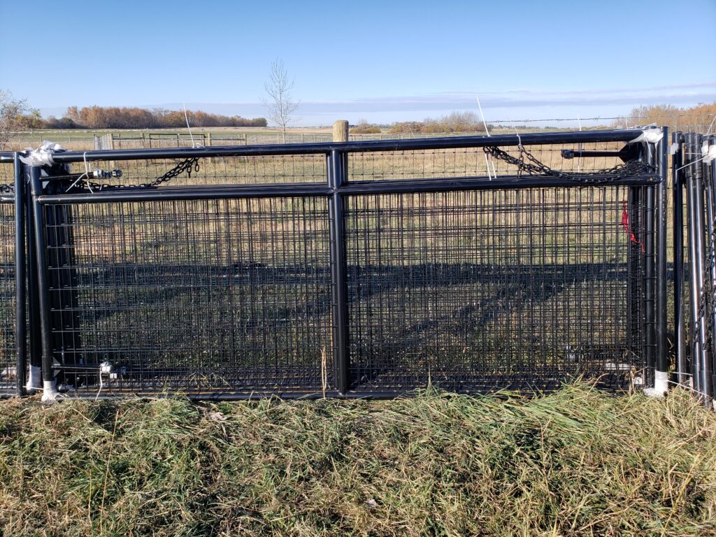 Mesh Farm Gates Rivers Edge Ranch